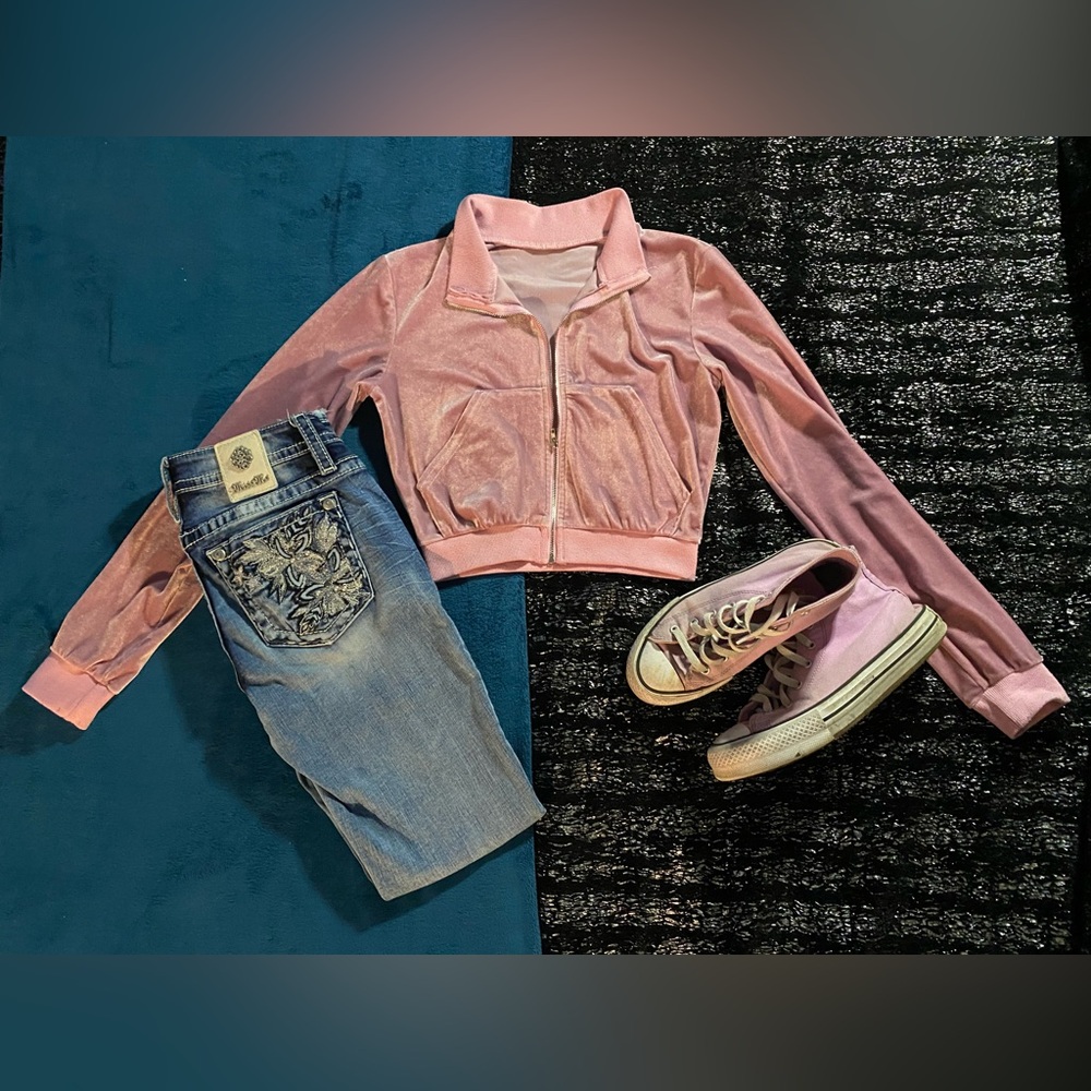 Pink velvet zip-up jacket - a cute, glamorous addition to any outfit